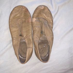 Jazz dance shoes
